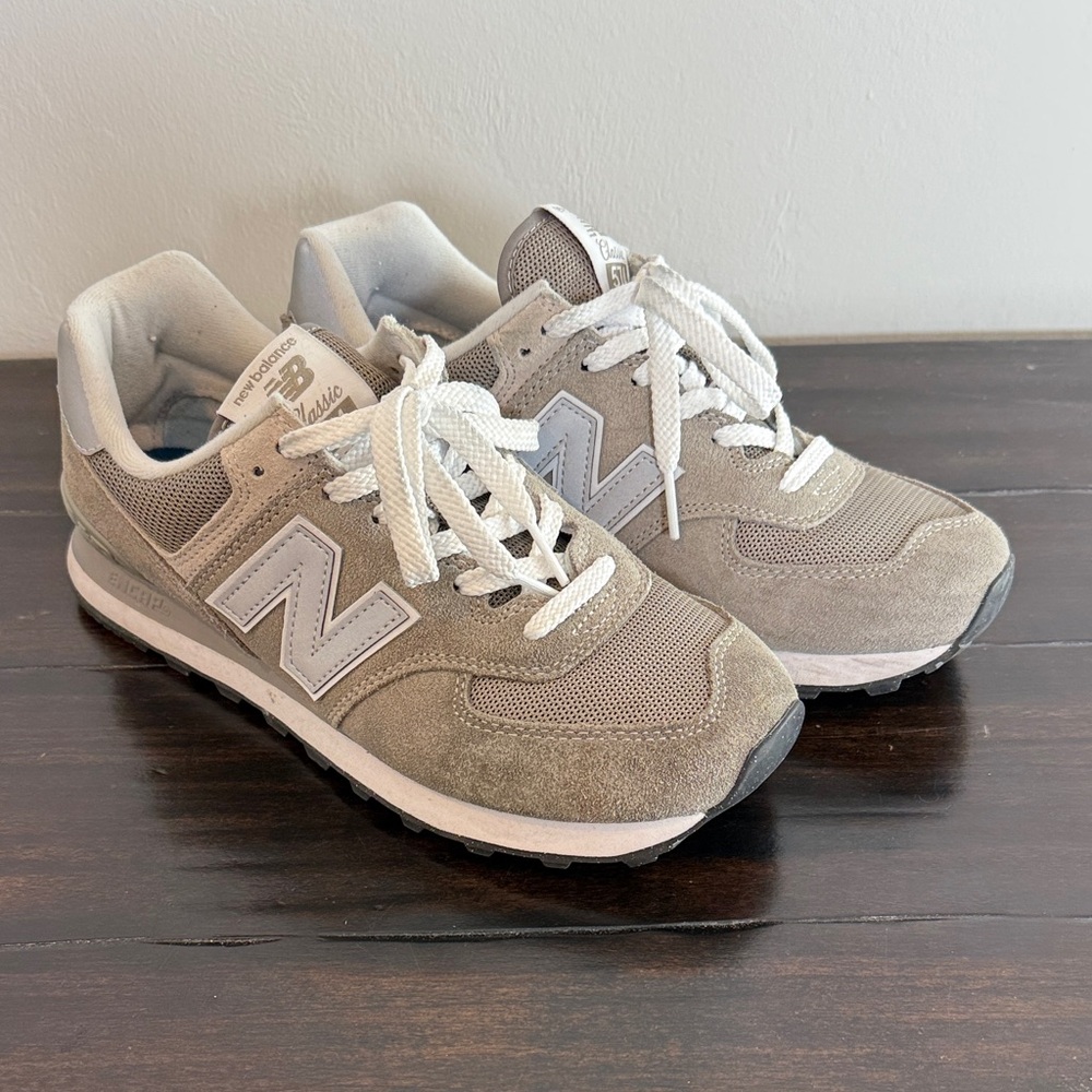 New Balance Classic Gray and White Sneakers